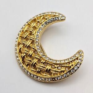 Vintage Monet Gold Tone Celestial Whimsigoth Crescent Moon Brooch Basket Weave